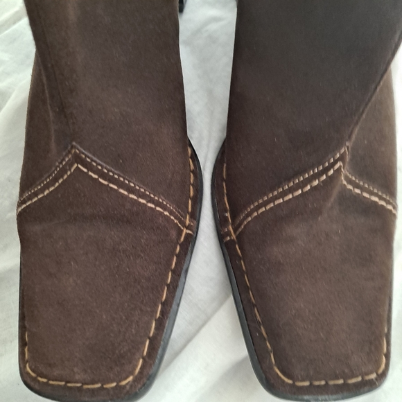 Gino Ventori Italian Suede Ankle Boots Size 40 Woven Square Toe Chunky Heels - Picture 3 of 16